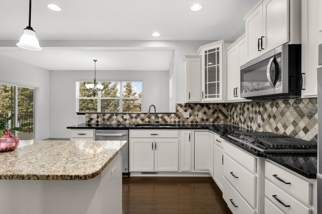 1535 138th Street E, Rosemount, MN 55068