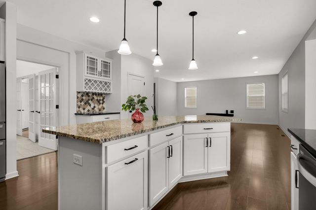 1535 138th Street E, Rosemount, MN 55068