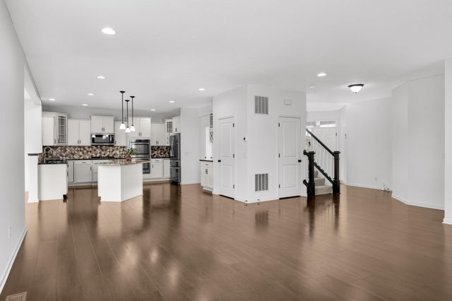 1535 138th Street E, Rosemount, MN 55068