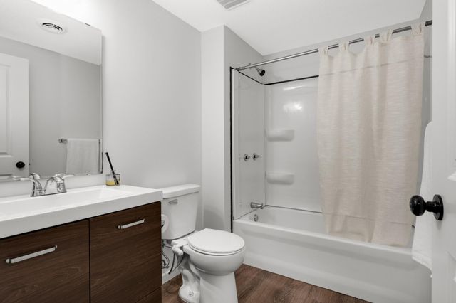 1535 138th Street E, Rosemount, MN 55068