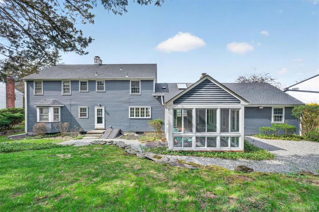 4 Scenic Drive, Poughkeepsie, NY 12603