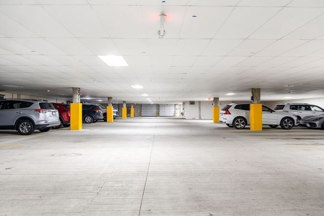 130 University Ave 1312, Westwood, MA 02090