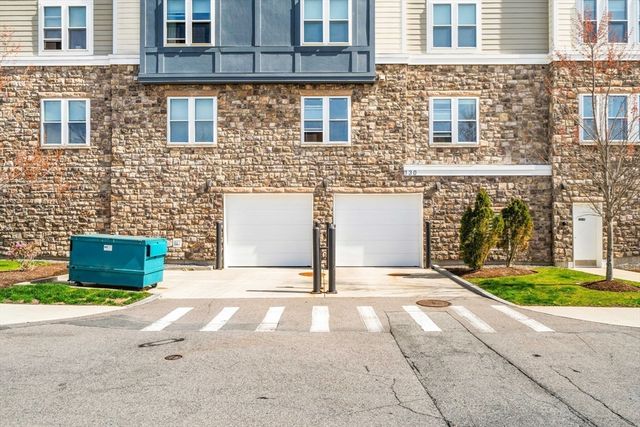 130 University Ave 1312, Westwood, MA 02090