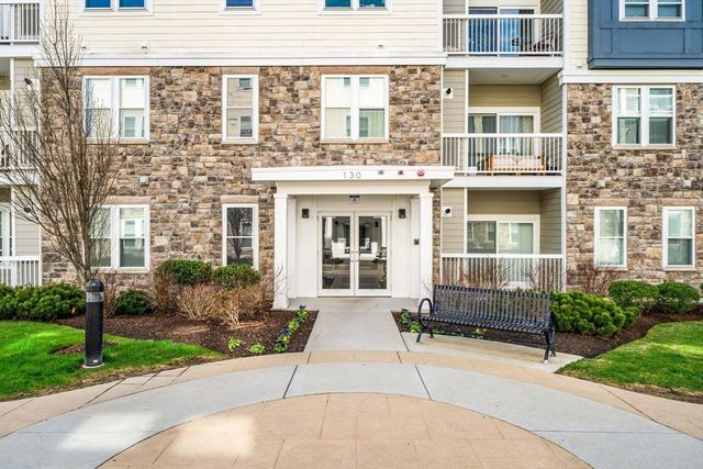 130 University Ave 1312, Westwood, MA 02090