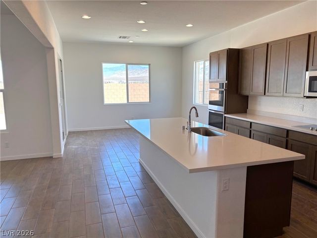 5728 Badlands Lane, Pahrump, NV 89061