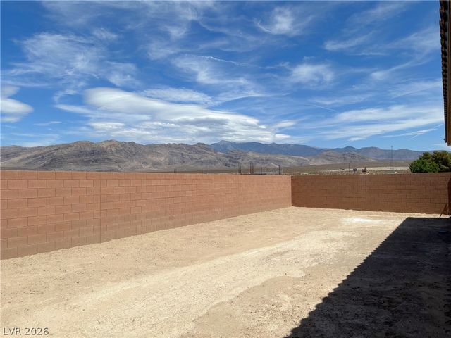 5728 Badlands Lane, Pahrump, NV 89061