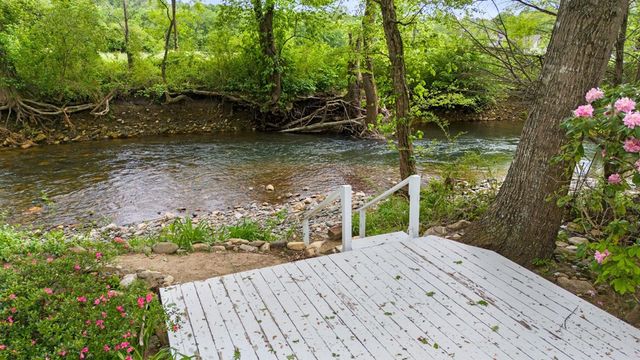 59 Tusquittee Creek Lane, Hayesville, NC 28904