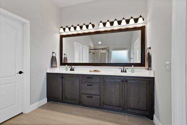 4054 Grove Valley Road, Midlothian, TX 76065