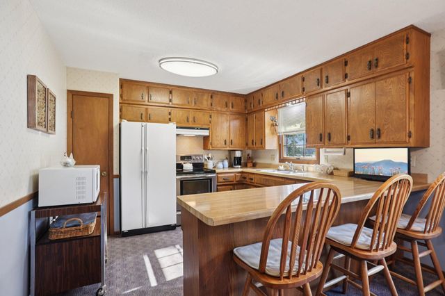 3225 465th Street, Harris, MN 55032