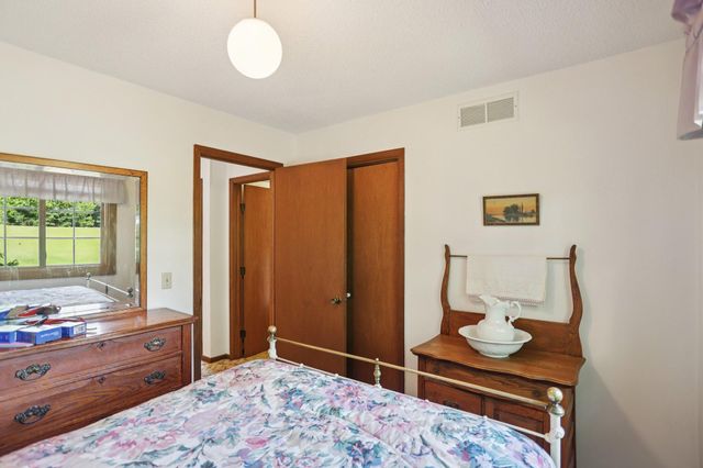 3225 465th Street, Harris, MN 55032