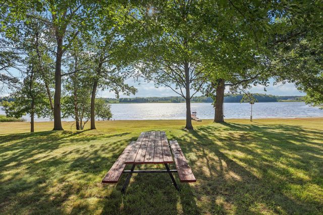 3225 465th Street, Harris, MN 55032