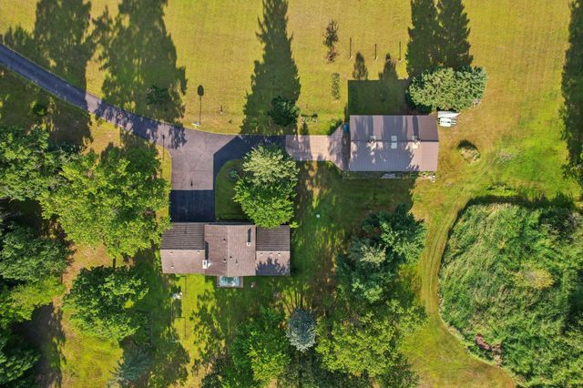 3225 465th Street, Harris, MN 55032