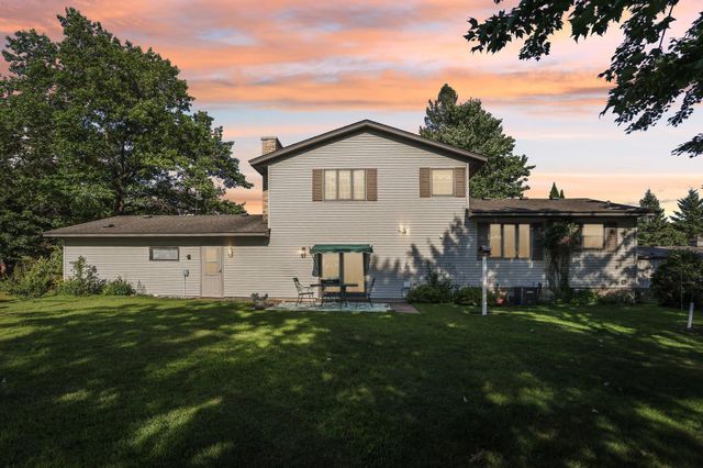 3225 465th Street, Harris, MN 55032