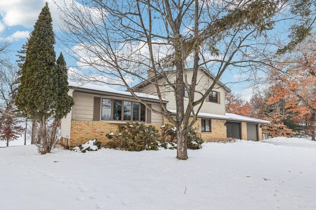 3225 465th Street, Harris, MN 55032