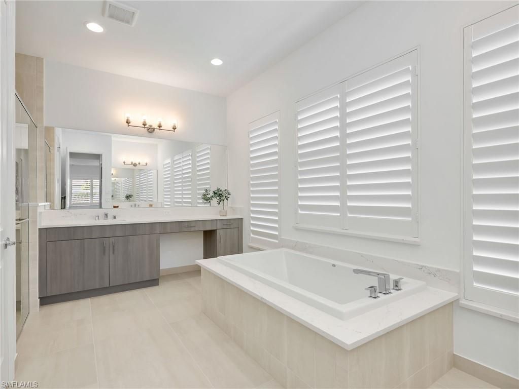 11268 Daphne CT, NAPLES, FL 34120 — photo 5