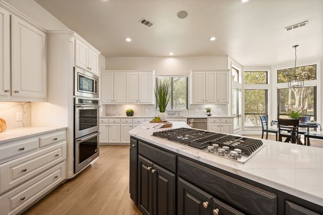 1000 Simmons Road, Flower Mound, TX 75022