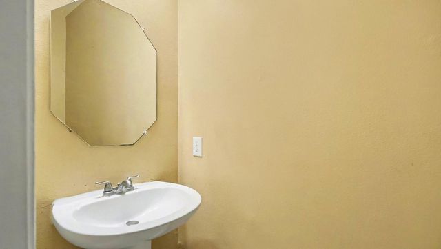 16311 Yabbie Drive, Sugar Land, TX 77498