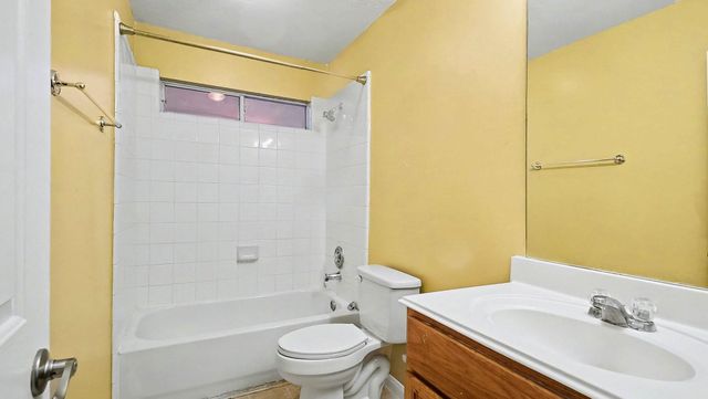 16311 Yabbie Drive, Sugar Land, TX 77498