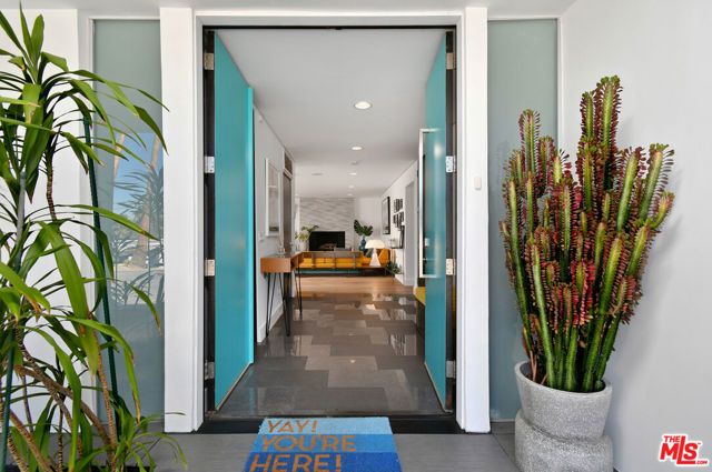 20150 Delita Drive, Woodland Hills (los Angeles), CA 91364