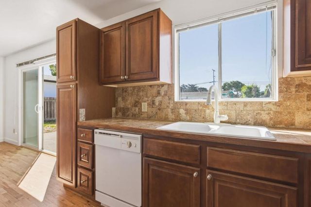 1048 Hamilton Avenue, Seaside, CA 93955