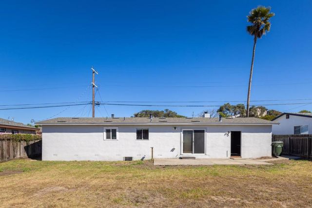 1048 Hamilton Avenue, Seaside, CA 93955