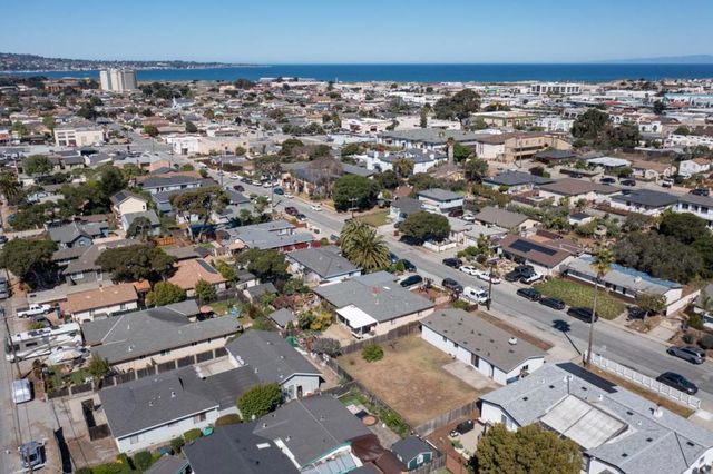 1048 Hamilton Avenue, Seaside, CA 93955