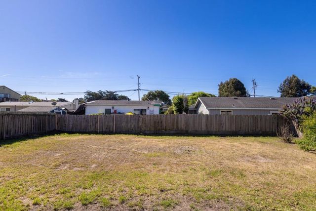 1048 Hamilton Avenue, Seaside, CA 93955