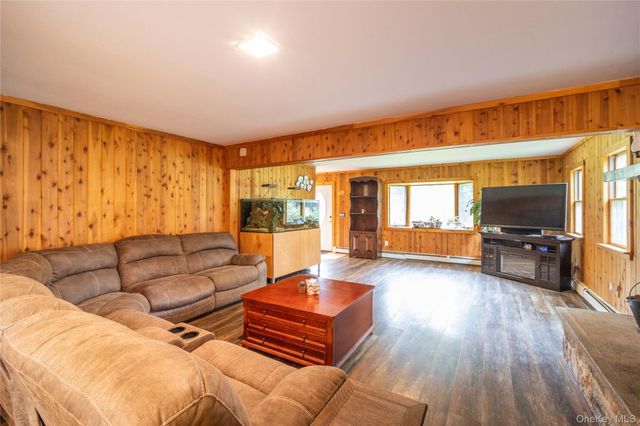 843 Farmers Mills Road, Carmel, NY 10512