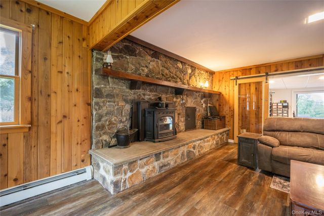 843 Farmers Mills Road, Carmel, NY 10512