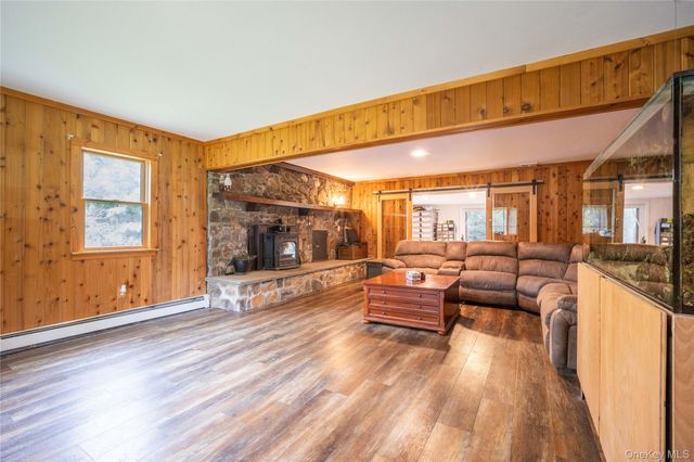 843 Farmers Mills Road, Carmel, NY 10512
