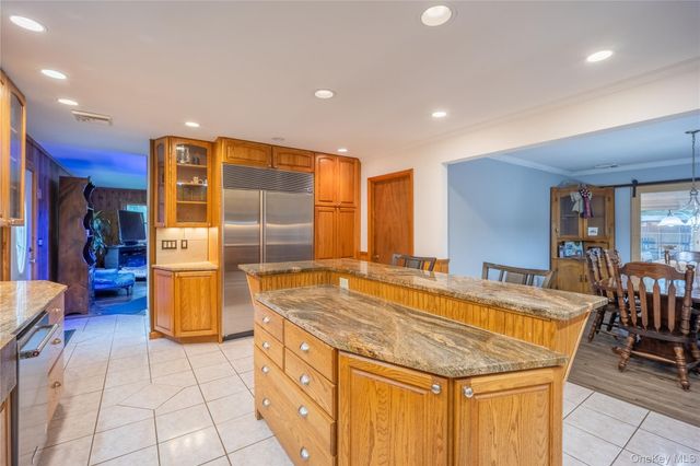 843 Farmers Mills Road, Carmel, NY 10512