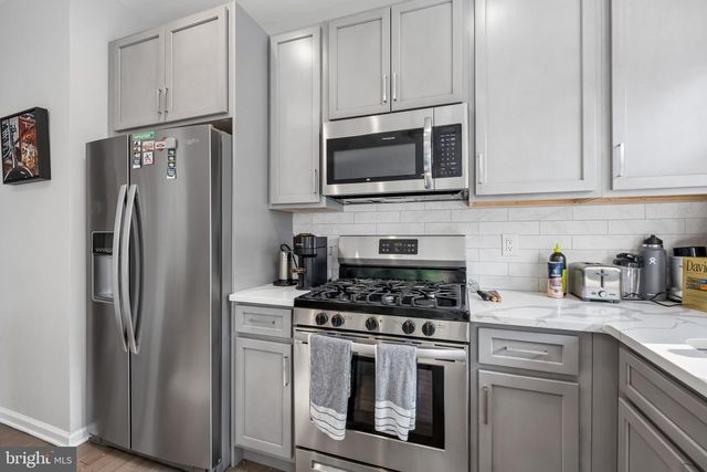 1642 SOUTH ST, Philadelphia, PA 19146