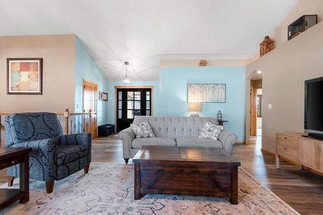 401 LANTERN LANE, De Pere, WI 54115