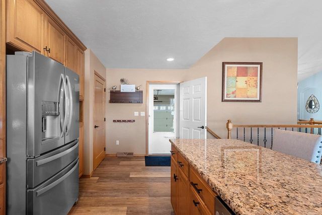 401 LANTERN LANE, De Pere, WI 54115