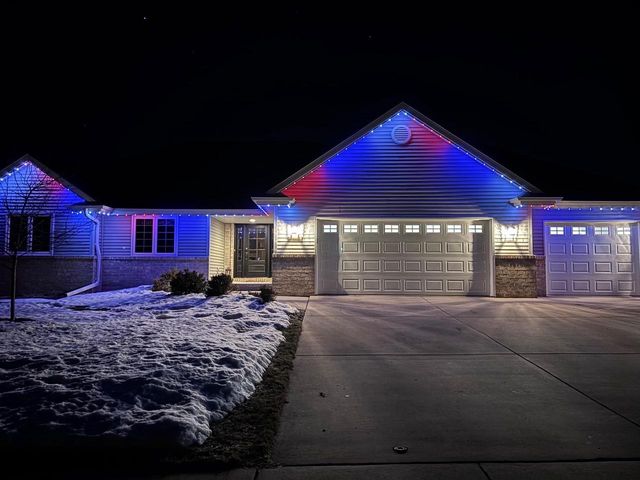 401 LANTERN LANE, De Pere, WI 54115