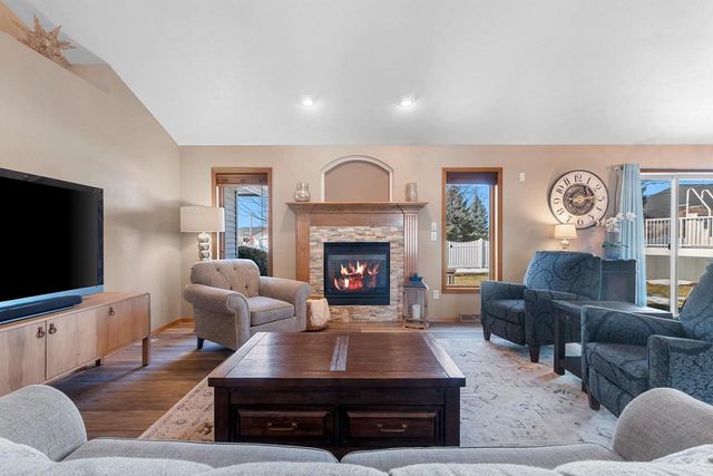 401 LANTERN LANE, De Pere, WI 54115