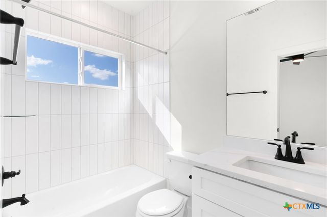 105 Carmen Cove, Burnet, TX 78611