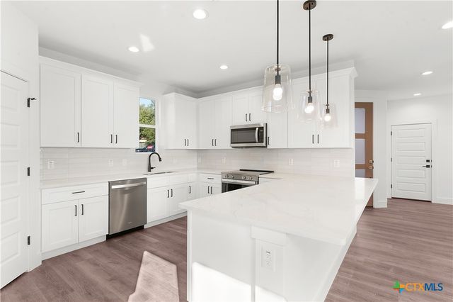 105 Carmen Cove, Burnet, TX 78611