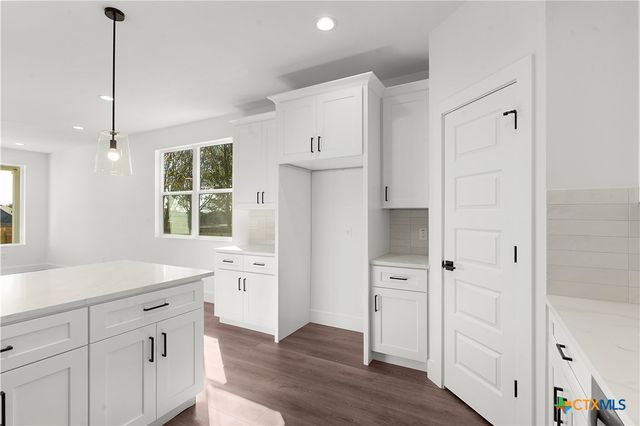 105 Carmen Cove, Burnet, TX 78611