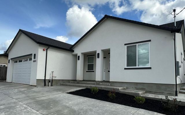 11010 Tahoe St, Auburn, CA 95602