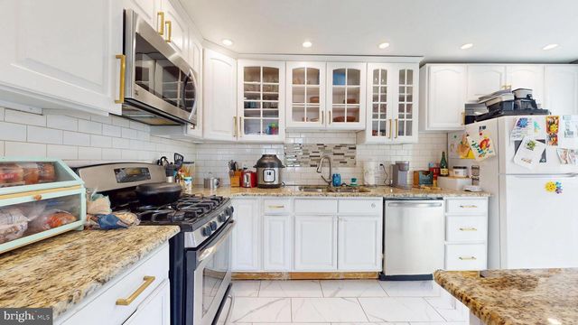 204 HADDON AVE, Collingswood, NJ 08108