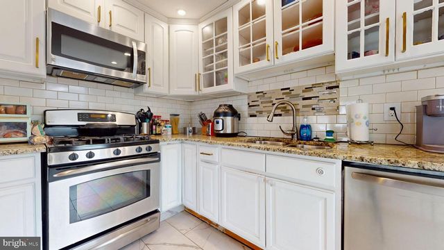 204 HADDON AVE, Collingswood, NJ 08108