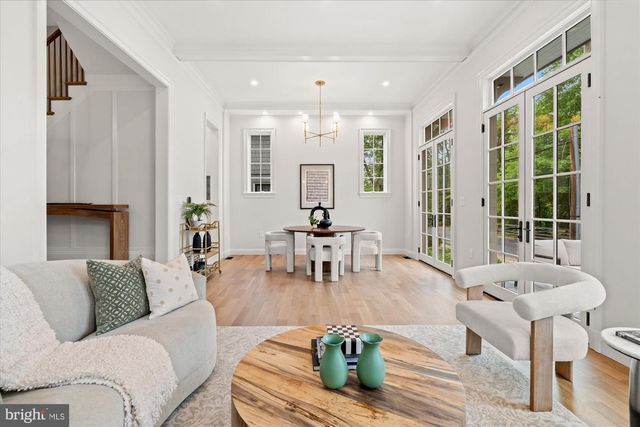 1004 VIRGINIA AVE, Alexandria, VA 22302