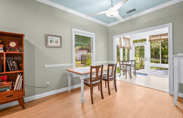 402 Joshua Ct, Beaufort, SC 29902