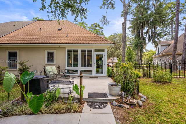 402 Joshua Ct, Beaufort, SC 29902