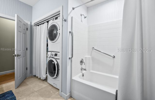 402 Joshua Ct, Beaufort, SC 29902