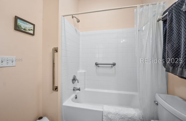 402 Joshua Ct, Beaufort, SC 29902