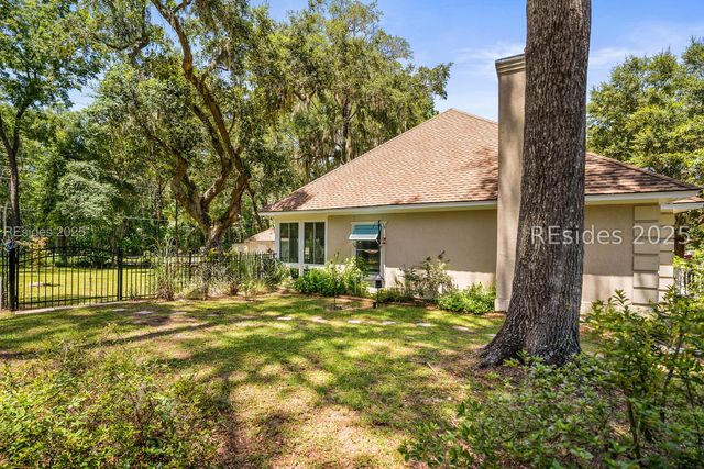 402 Joshua Ct, Beaufort, SC 29902