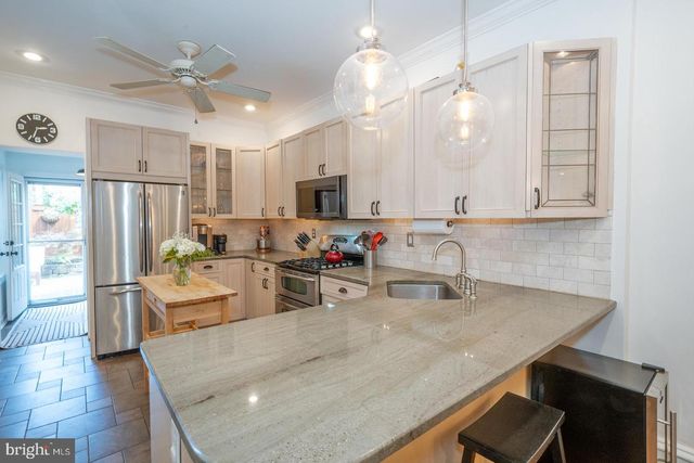 883 N PENNOCK ST, Philadelphia, PA 19130