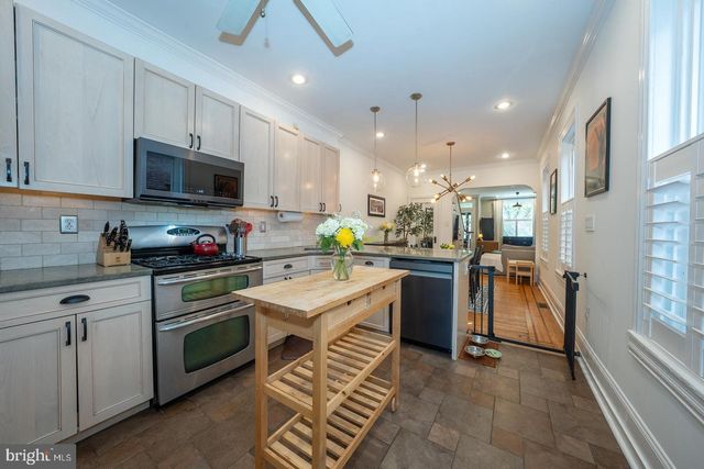 883 N PENNOCK ST, Philadelphia, PA 19130